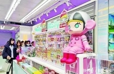 萬物皆可“潮”！潮流玩具的工美設計“潮”在何處？探秘超207億元市場的審美與商業密碼